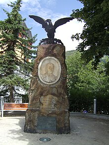 Il monumento eretto in Bardonecchia alla memoria di Giuseppe Francesco Médail.