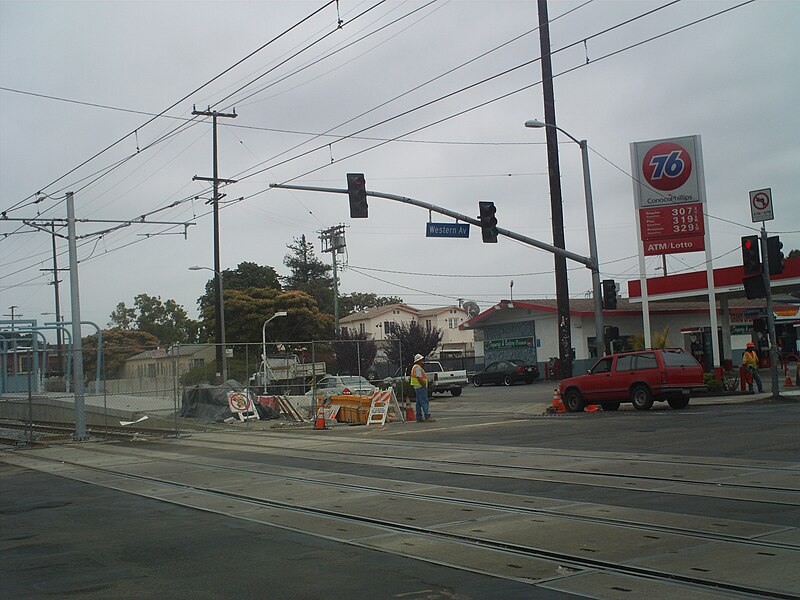 File:New Rails and overhead cables for the new Metro Rail service in Los Angeles - panoramio (3).jpg