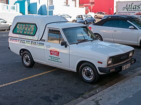 Nissan 1400, Cape Town (P1050998).jpg