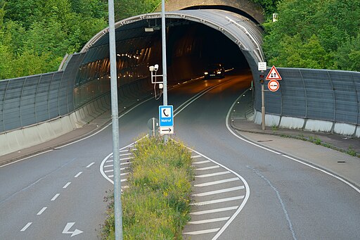 Nordportal Nord-Süd-Straße 02