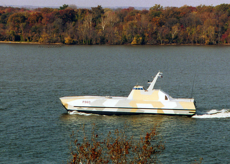 File:Norwegian missile patrol craft KNM Skjold (P 690) (2 Nov 2001).jpg