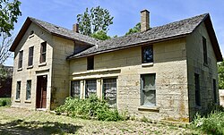 Old Stone House Di Nisbet Homestead Farm.jpg