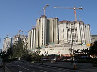建築中的安達邨（攝於2015年1月）