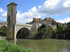 Le pont fortifié d'Orthez : le Vieux Pont d'Orthez.
