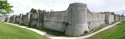 Provins: Géographie, Urbanisme, Toponymie