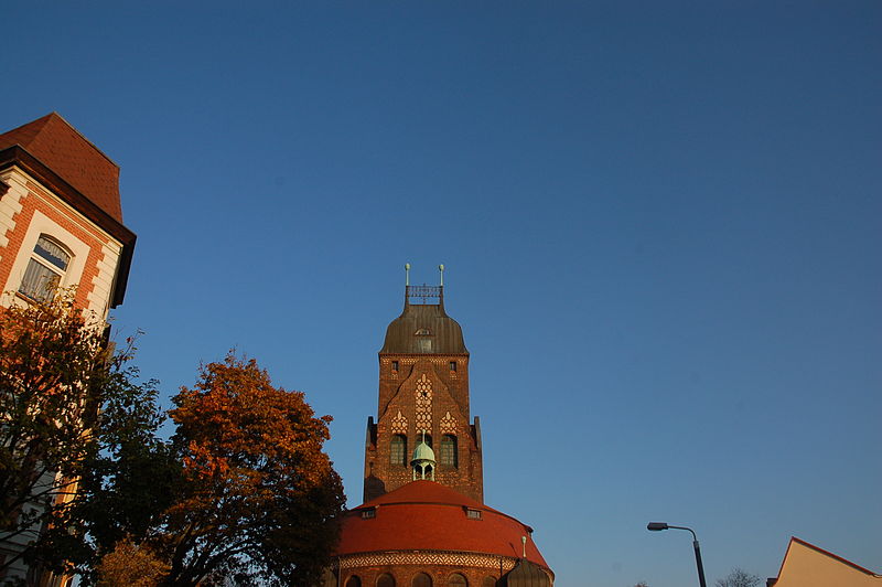 File:Panorama-kirche-koethen-09.jpg