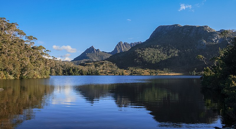 File:Parque Nacional Cradle Mountain-Tasmania-Australia04.JPG