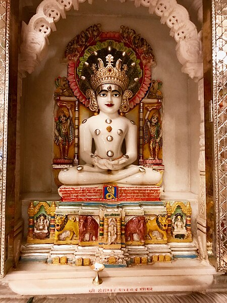 An icon of Śvetāmbara Jain, the 23rd tirthankara Parshvanatha, at a Jain temple in Mysore