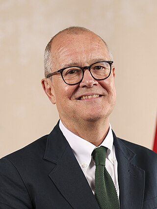 <span class="mw-page-title-main">Patrick Vallance</span> British physician (born 1960)