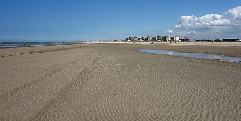 File:Petit Fort Philippe plage.jpg