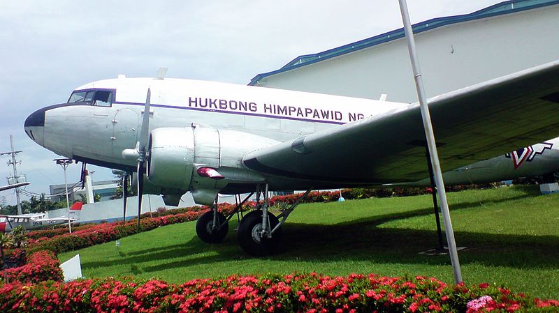 File:Philippine Air Force C-47 Skytrain - Side View.jpg