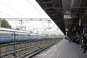 Platform No. 1 Bhopal Railway Station (1).jpg