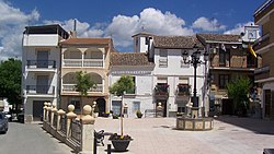 Plaza de España en Benalúa de las Villas (Granada).jpg