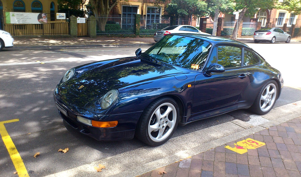 Image of Porsche 911 Carrera S (3)