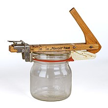 Jar opener for preserving jar with lift-off lid - patented by Havolit, manufactured in 1950s Preserving jar opener - patended by Havolit - 1950s 2022-05-27 (focus stack).jpg