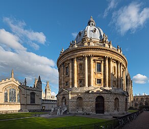 English: Radcliffe Camera Oxford, view from the northwest with All Souls College on the left.