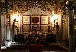 Trono real en la capilla palatina de Palermo (siglo XII).