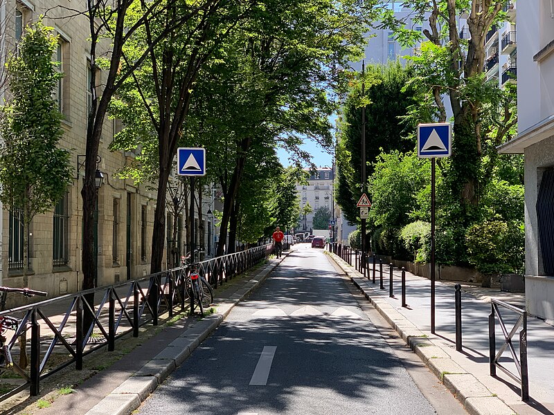 File:Rue Auguste Perret - Paris XIII (FR75) - 2021-07-18 - 2.jpg