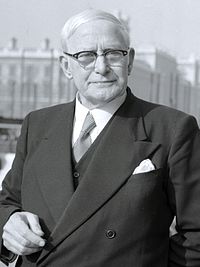 S. O. Davies: British politician (1886-1972)