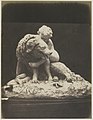 Sculptuur van een hond en een kind door Auguste Jean Baptiste Lechesne, tentoongesteld op de Great Exhibition of the Works of Industry of All Nations van 1851 in Londen Child Caressing His Defender. (Plaster) Lechesne (, RP-F-F25215-AP.jpg