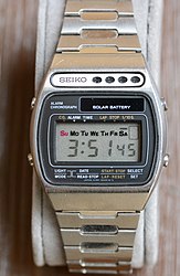 Der Seiko LCD Solar Alarm Chronograph A156-5000 war 1978, die erste solarbetriebene Armbanduhr der Welt.