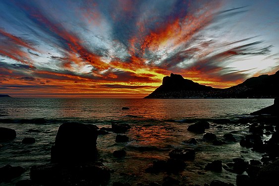 Sonnenuntergang beim Berg Sentinel, Hout Bay, Südafrika