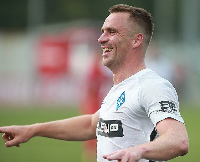 Kornilenko playing for Krylia Sovetov in 2017