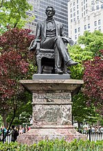 William H. Seward-szobor