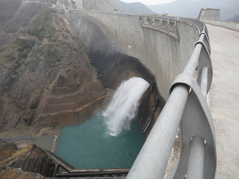 File:Shahid Rajaee Dam.JPG