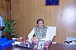 Шри Кантилал Бурия принимает на себя обязанности министра сельского хозяйства и продовольствия Союза в Нью-Дели 25 мая 2004 года.