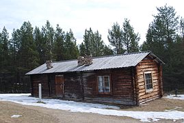 Siida Samisk Museum, Inari tettsted, tre-romshus i utendørs bygningssamling