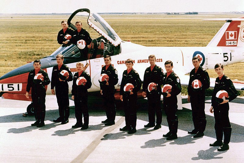 File:Snowbirdpilots1971.jpg