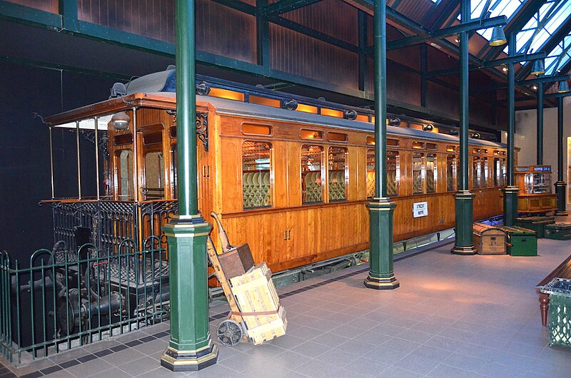 File:Spoorwegmuseum rijtuig NCS B 119.jpg