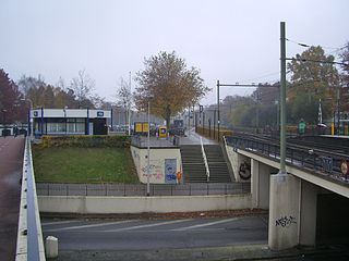 Tilburg Universiteit railway station
