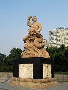 Statue of Zhou Chu in Yixing 2013-10.JPG