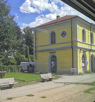 <span class="mw-page-title-main">Besnate railway station</span> Railway station in Italy