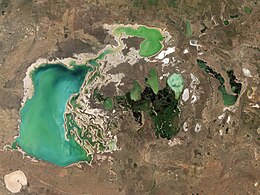 Tengiz and Korgaljinski Lakes, Kazakhstan.jpg