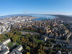 Jet d'eau de Genève, photo aérienne.