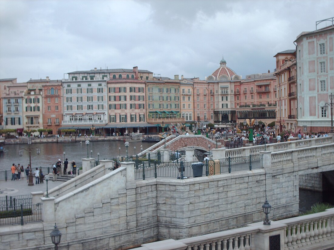 File:Tokyo DisneySea - 26.jpg