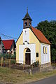 Čeština: Kaplička v obci Tomice. This file was created as a part of the photographic program of Wikimedia Czech Republic. Project: Fotíme Česko The program supports Wikimedia Commons photographers in the Czech Republic.