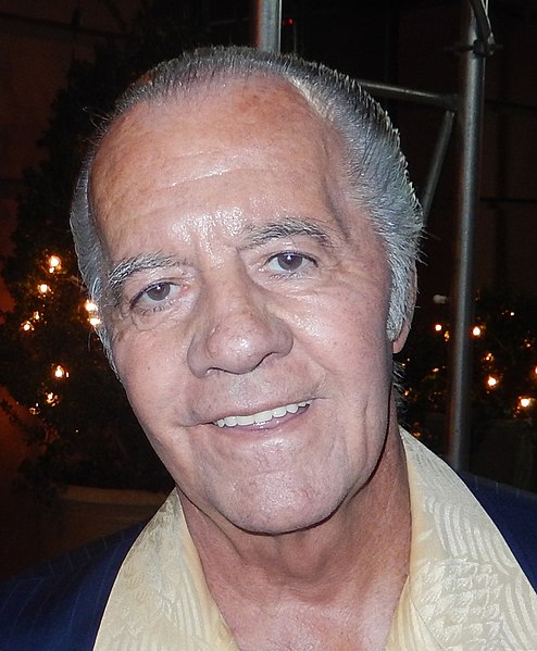 File:Tony Sirico (33086555018) (cropped).jpg