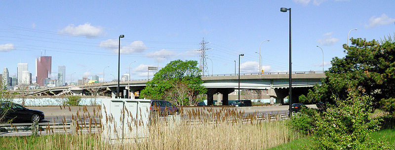 File:Toronto Eastern Avenue Bridge.jpg