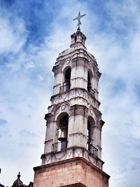 File:Torre del Templo del Santuario de Nuestra Señora de Guadalupe, Aguascalientes, Ags..jpg