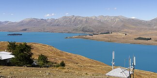 View from Mount John to the northeast to the southern part of the Two Thumb Range and on the left the Richmond Range, in the foreground Lake Tekapo