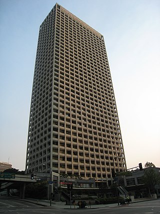 <span class="mw-page-title-main">Union Bank Plaza</span> 40-story office skyscraper located on South Figueroa Street in Downtown Los Angeles