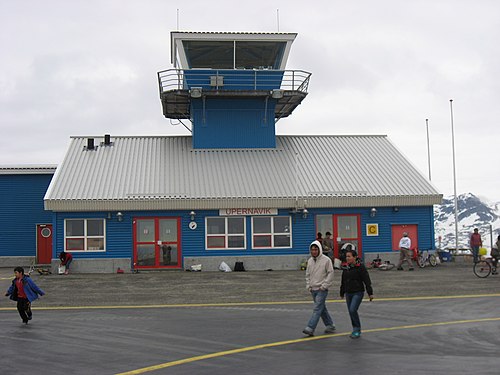 Upernavik Airport 2007-06-14.jpg