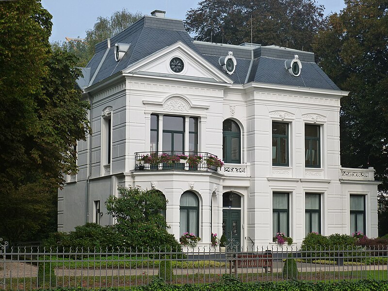 File:Villa Van Delden an der Bahnhofstraße.jpg