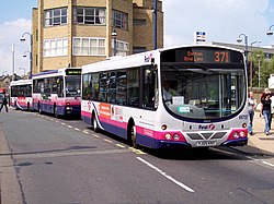 Volvo B7RLE Pertama Barat Yorkshire.jpg