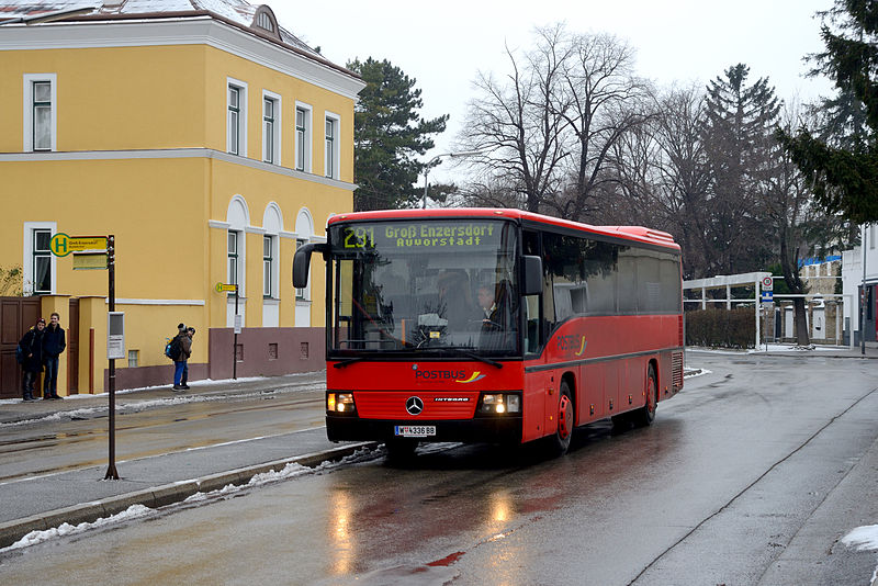 File:W 4336 BB 291 Groß Enzersdorf Busbhf.JPG