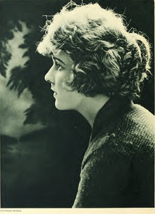 Wanda Hawley Photoplay 1918.png